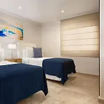 Aparthotel Wyndham Residences 4*