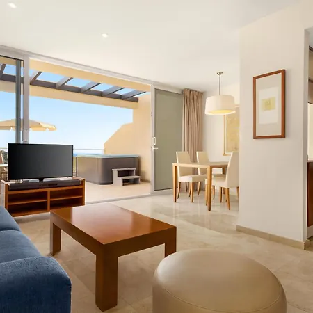 アパートホテル Wyndham Residences 3*
