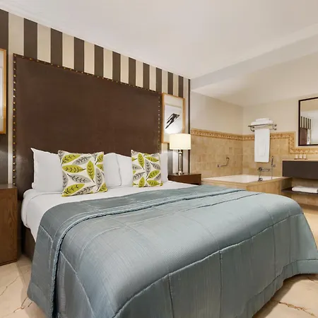 Wyndham Residences Адехе