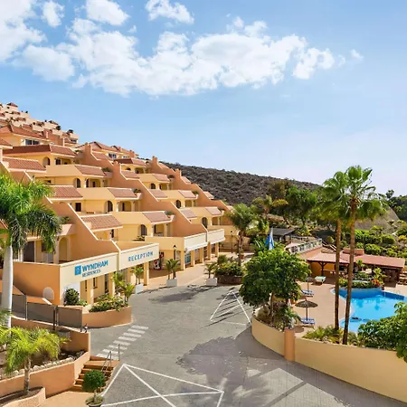 Wyndham Residences 4*
